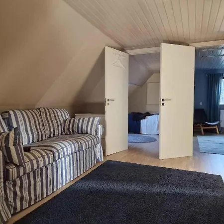 Villa Spacious Waterfront Family *