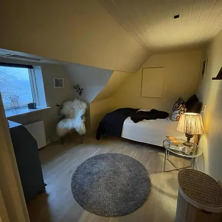 Villa Spacious Waterfront Family Føllenslev