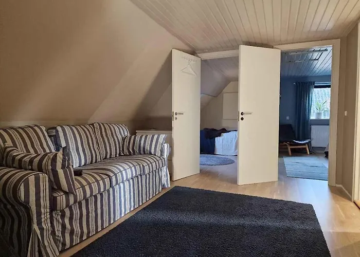 Villa Spacious Waterfront Family *